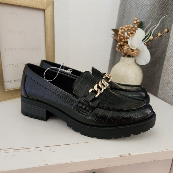 NWT Women's Loafers Slip Ons Chunky Platform Sole Loafers Women's Shoes Size 8 - Picture 1 of 5